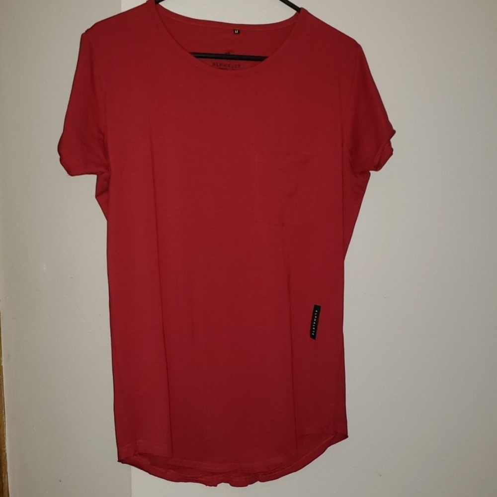 Alphalete Men's Scoop Neck shirt 💪 Medium NWT